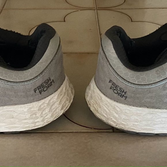 New Balance Fresh Foam Men's Running Shoes - Picture 2 of 6